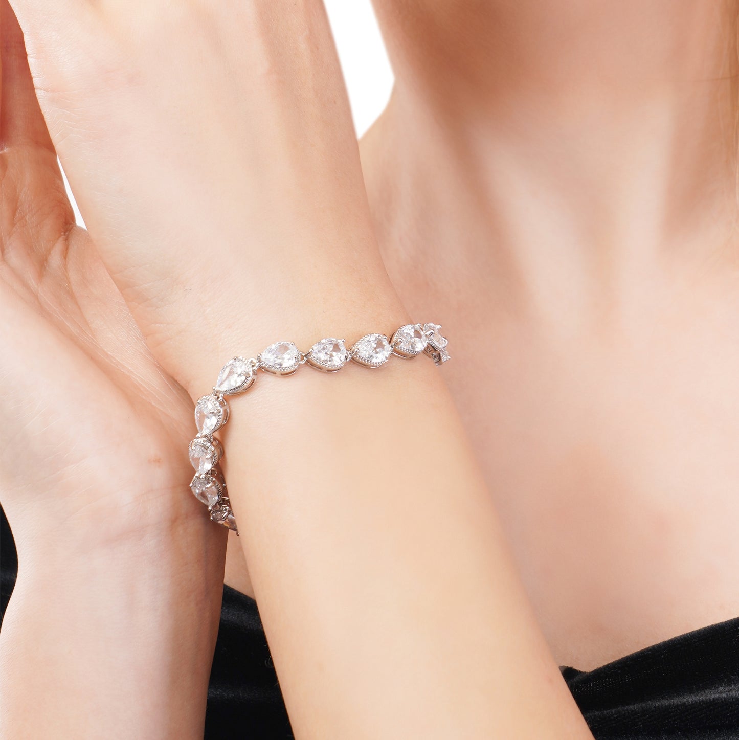Silver Water Drop Solitaire Bracelet
